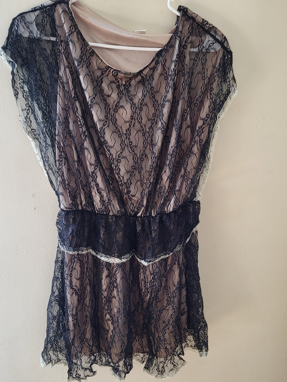 Toska Dress Size M